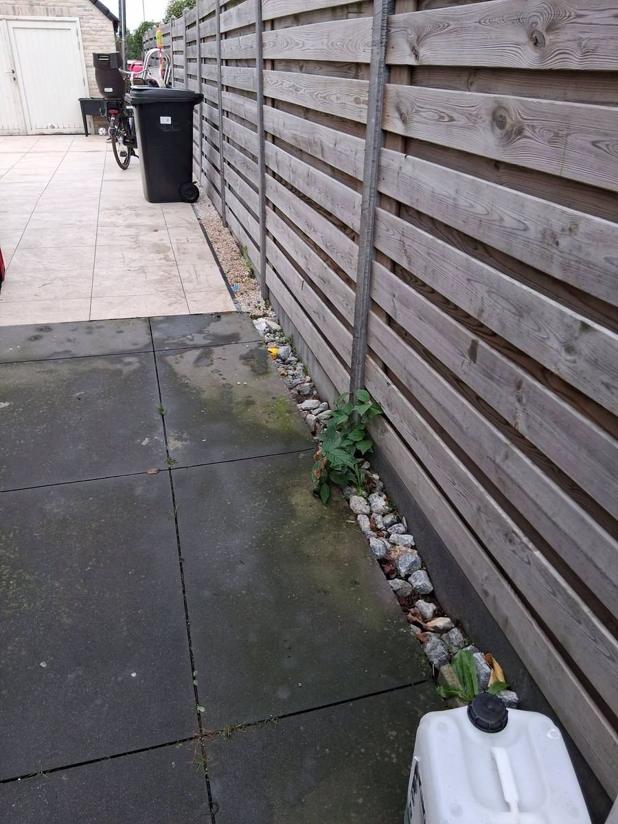 Terras opgeruimd na de opruiming